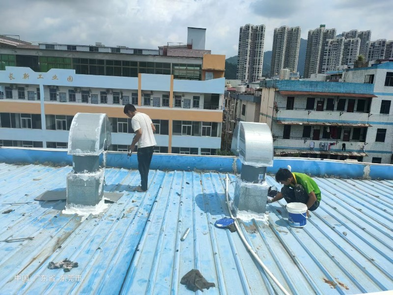 兰山钢结构屋面涂料维修方法